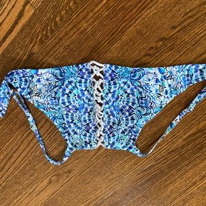 NWOT Lilly Pulitzer bikini top